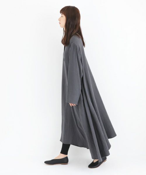 Mochi / home&miles.モチ / ホーム＆マイルズ.cotton linen one piece [charcoal grey]