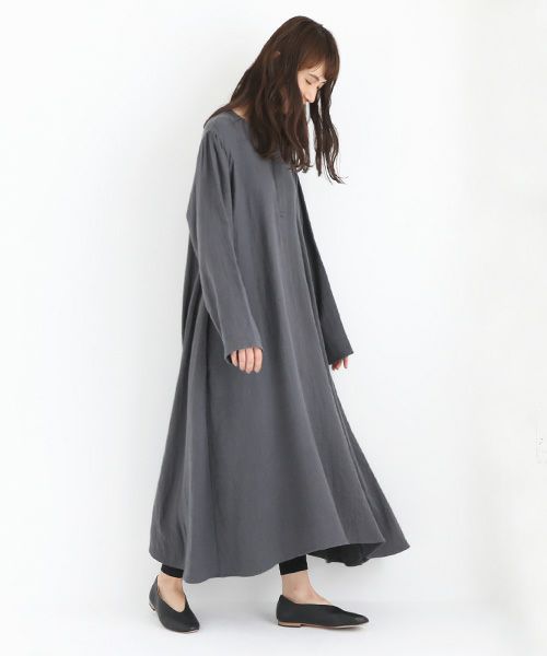 Mochi / home&miles.モチ / ホーム＆マイルズ.cotton linen one piece [charcoal grey]