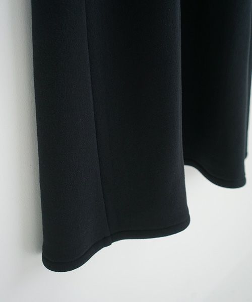 Mochi / home&miles.モチ / ホーム＆マイルズ.v-neck one piece [black]