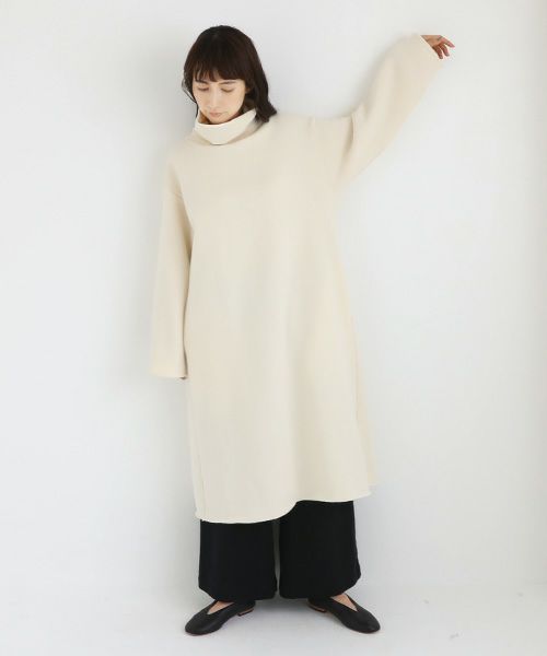 Mochi / home&miles.モチ / ホーム＆マイルズ.sweat one piece [off white]_