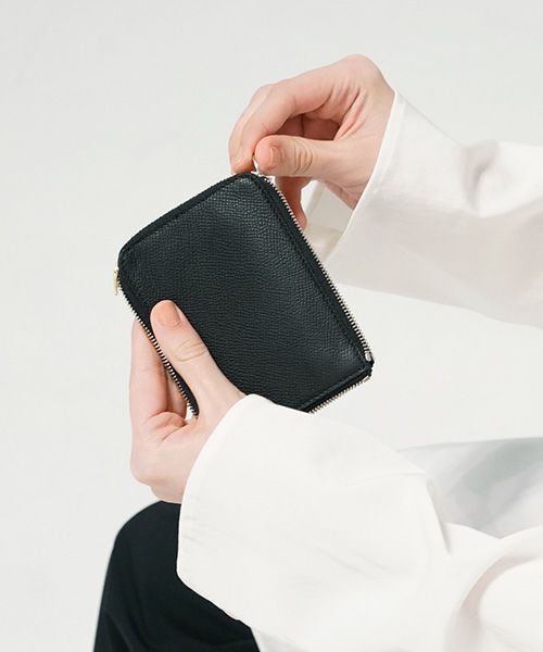 EDROBERTJUDSON.エドロバートジャドソン.MAGIC PURSE_S[B01RWL-46 / 05.BLACK]