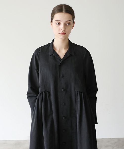 Mochi / DRESSING .coat dress[black]