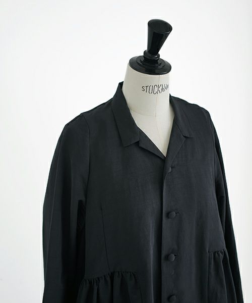 Mochi / DRESSING .coat dress[black]