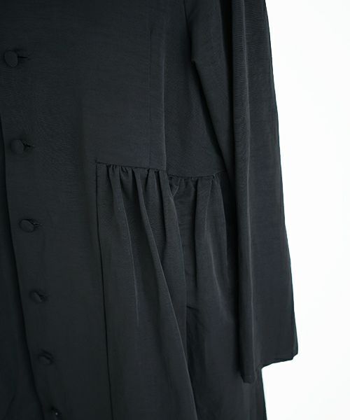 Mochi / DRESSING .coat dress[black]