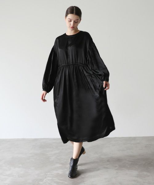 Mochi / DRESSING , silk cotton gather dress [black]