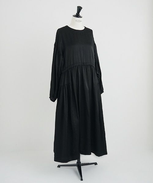 Mochi / DRESSING .silk cotton gather dress [black]
