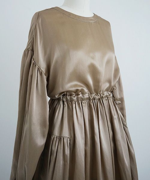 Mochi / DRESSING , silk cotton gather dress [brown beige]