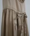 Mochi / DRESSING .silk cotton gather dress [brown beige]