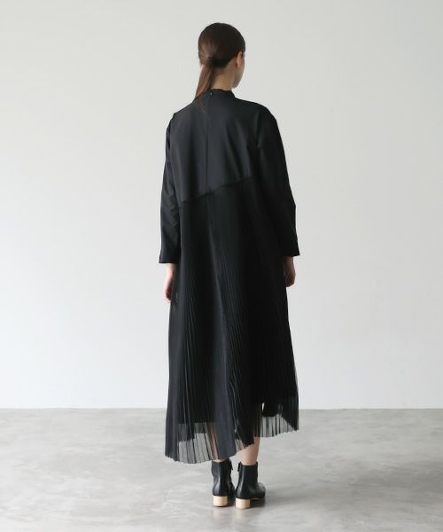Mochi / DRESSING .organdy pleated dress [black]