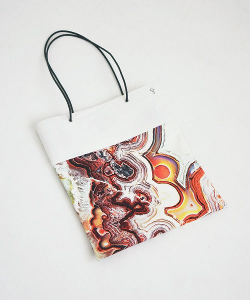 KAGARI YUSUKE.壁布トート・2020[メノウ]