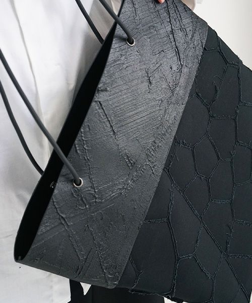 KAGARI YUSUKE.壁布トート・2020[トンボ/bk]