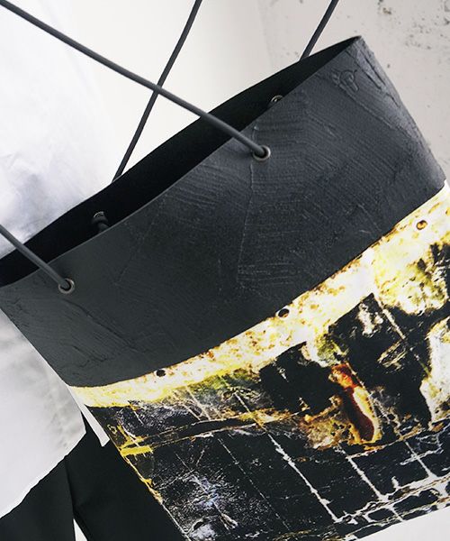 KAGARI YUSUKE.壁布トート・2020[ユシマ]