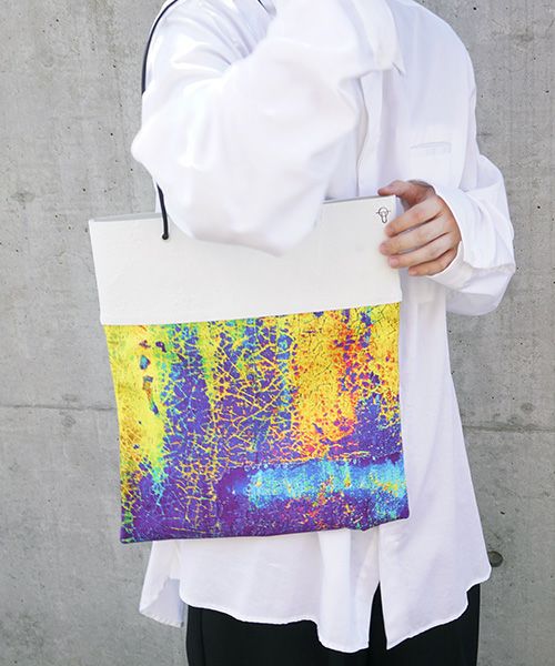 KAGARI YUSUKE.壁布トート・2020[ウエノ]