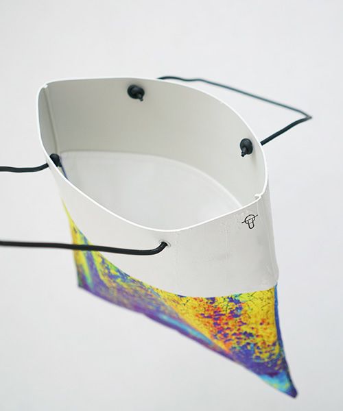 KAGARI YUSUKE.壁布トート・2020[ウエノ]