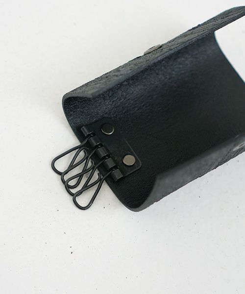 KAGARI YUSUKE.シンプルキーケース[k-06-bk]