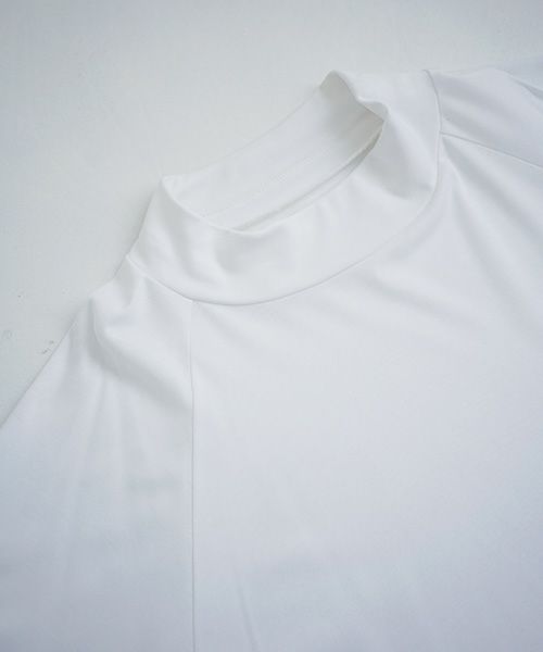 VUy.ヴウワイ.highneck knit vuy-s12-k01[WHITE]