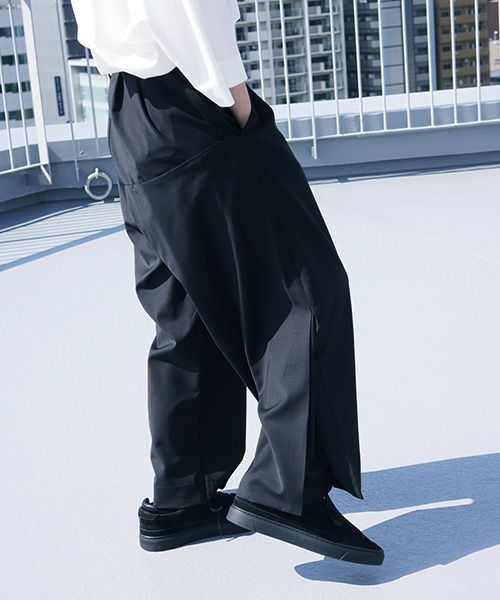 VUy.ヴウワイ.box slit psnts vuy-s12-p03[BLACK]