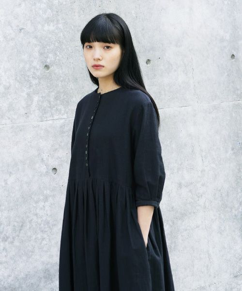 Mochi.モチ.button dress [ms21-op-04/sumi/・2]