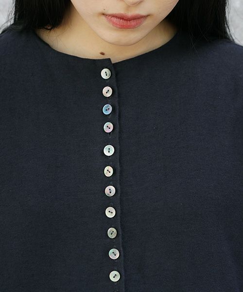 Mochi.モチ.button dress [ms21-op-04/sumi/・2]
