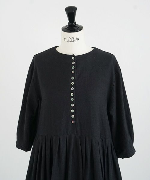 Mochi.モチ.button dress [ms21-op-04/sumi/・2]