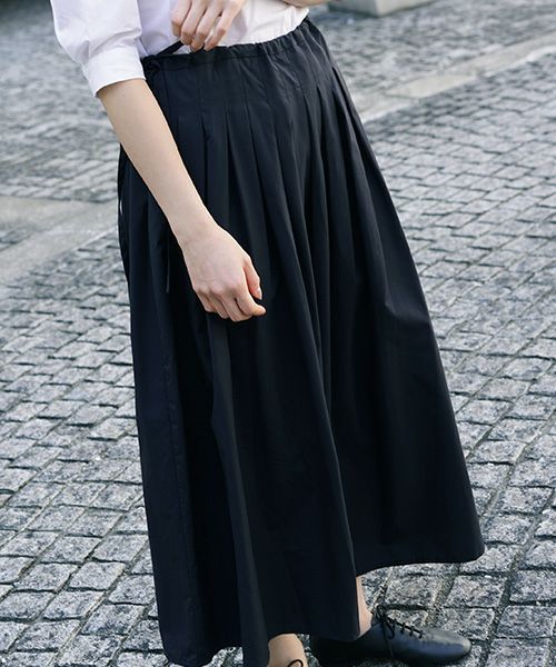 Mochi.モチ.tuck long skirt [ms21-sk-01/black]