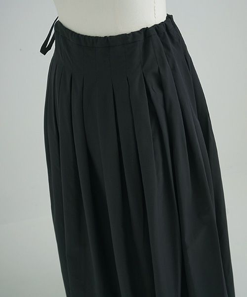 Mochi.モチ.tuck long skirt [ms21-sk-01/black]