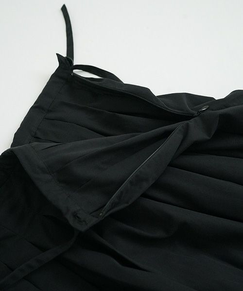 Mochi.モチ.tuck long skirt [ms21-sk-01/black]