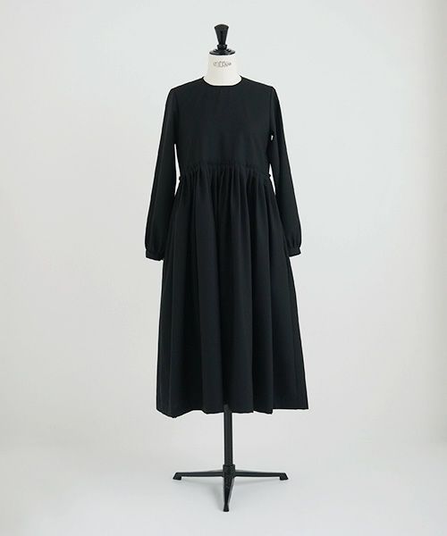 Mochi.モチ.tuck dress [ma-op-03/black]