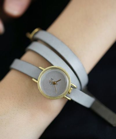 nejicommu Sayuri Fujiiによる時計ブランド。公式ネジコミュ通販サイト