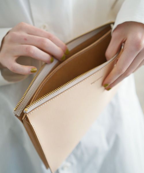 nejicommu.ネジコミュ.MATTER MULTI CASE L [NATURAL］