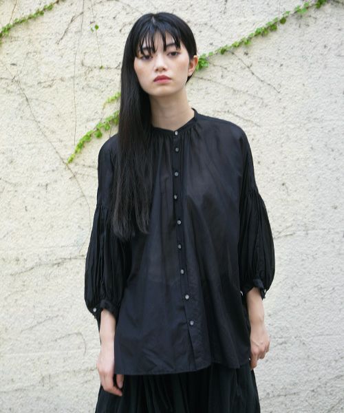 suzuki takayuki.スズキタカユキ.puff-sleeve blouse [S211-13/black]