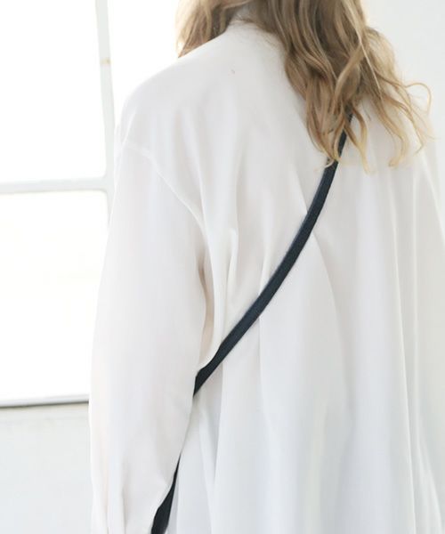 ohta オオタ.navy slim letter bag  [ac-21N4]