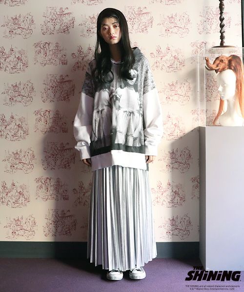 AHCAHCUM.あちゃちゅむ.シャイニングフーディー.[01-211-8601/01白]