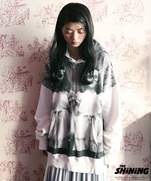 AHCAHCUM.あちゃちゅむ.シャイニングフーディー.[01-211-8601/01白]