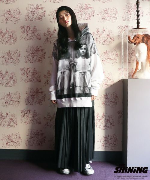 AHCAHCUM.あちゃちゅむ.シャイニングフーディー.[01-211-8601/01白]