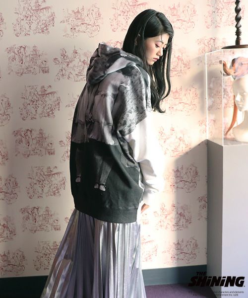 AHCAHCUM.あちゃちゅむ.シャイニングフーディー.[01-211-8601/01白]