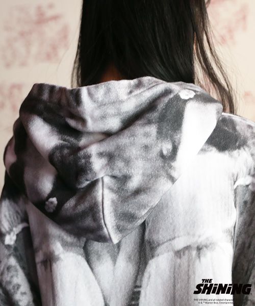 AHCAHCUM.あちゃちゅむ.シャイニングフーディー.[01-211-8601/01白]