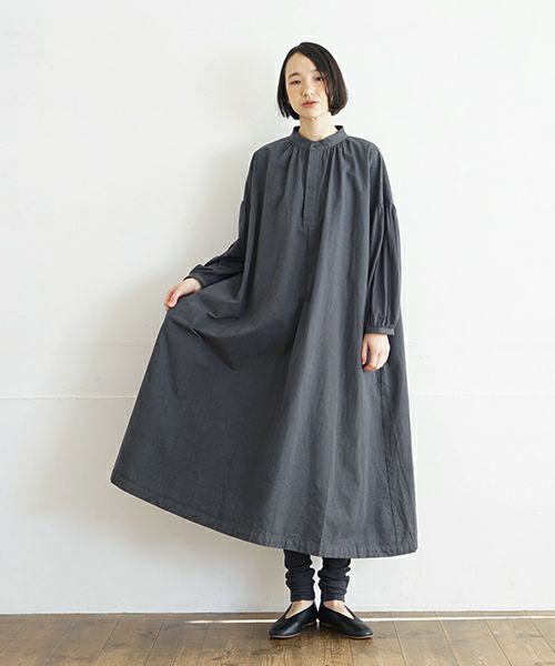 Mochi / home&miles.モチ / ホーム＆マイルズ.smock one piece [charcoal grey]