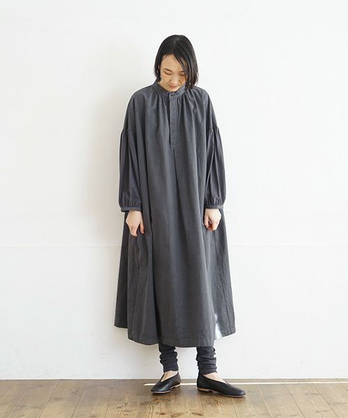 Mochi / home&miles.モチ / ホーム＆マイルズ.smock one piece [charcoal grey]