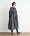 Mochi / home&miles.モチ / ホーム＆マイルズ.smock one piece [charcoal grey]