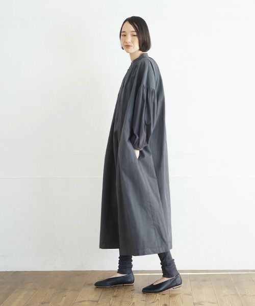 Mochi / home&miles.モチ / ホーム＆マイルズ.smock one piece [charcoal grey]