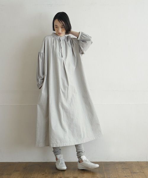 Mochi / home&miles.モチ / ホーム＆マイルズ.smock one piece [grey fog/・2]
