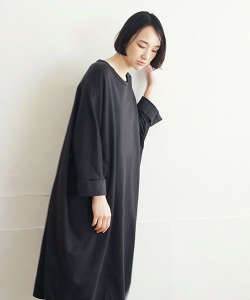 Mochi / home&miles.モチ / ホーム＆マイルズ.dolman one piece [charcoal grey]