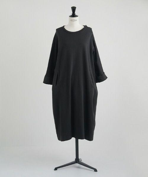 Mochi / home&miles.モチ / ホーム＆マイルズ.dolman one piece [charcoal grey]
