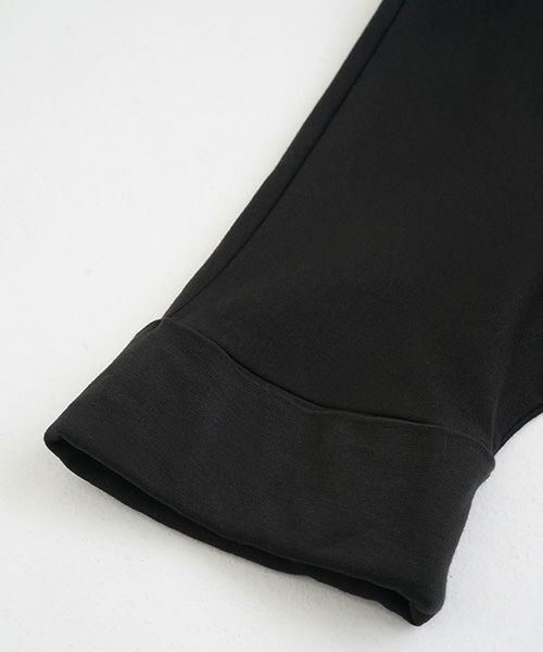 Mochi / home&miles.モチ / ホーム＆マイルズ.dolman one piece [charcoal grey]