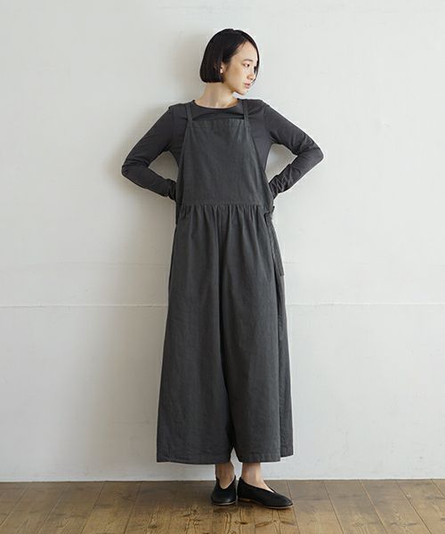 Mochi / home&miles.モチ / ホーム＆マイルズ.apron salopette [charcoal grey]