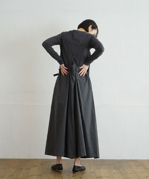 Mochi / home&miles.モチ / ホーム＆マイルズ.apron salopette [charcoal grey]