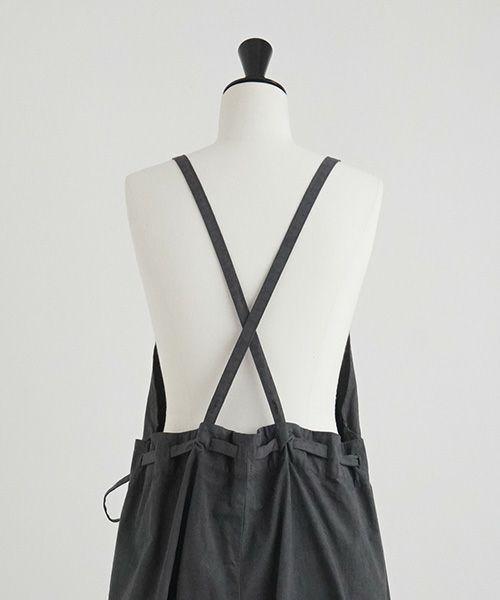 Mochi / home&miles.モチ / ホーム＆マイルズ.apron salopette [charcoal grey]