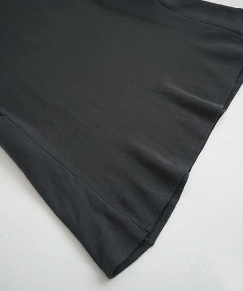 Mochi / home&miles.モチ / ホーム＆マイルズ.v-neck one piece [charcoal grey]