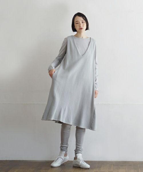 Mochi / home&miles.モチ / ホーム＆マイルズ.v-neck one piece [grey fog]
